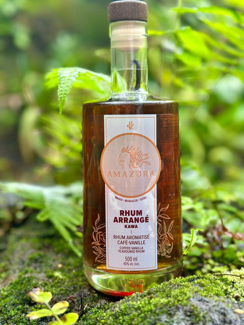 Rhum arrangé AMAZURA KAWA du Québec, café vanille et sirop d'érable