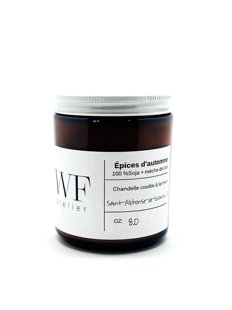Produit du Québec Bougie qui crépite Epice d'automne de Willow & Finigan